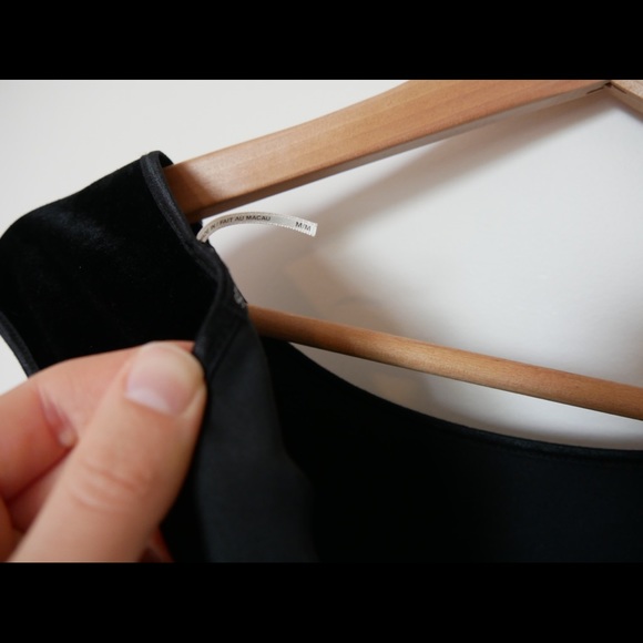 Velvet Black Stretchy Dress - Picture 5 of 7